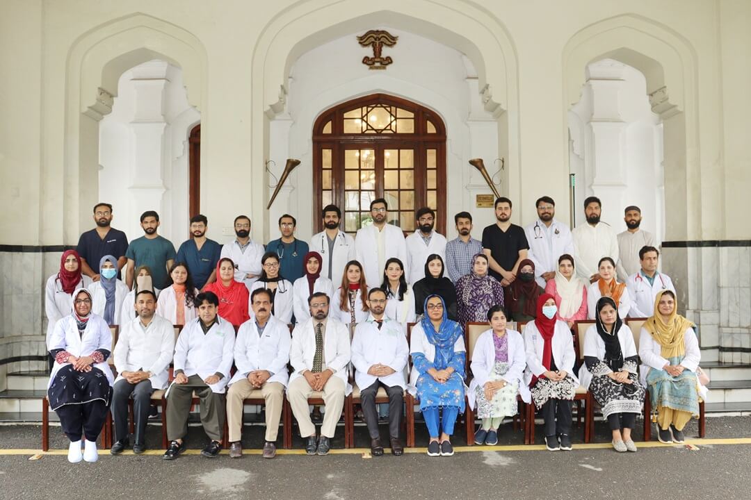Faculty-Paediatrics-Medicine-Unit-1 Faculty Group Photo
