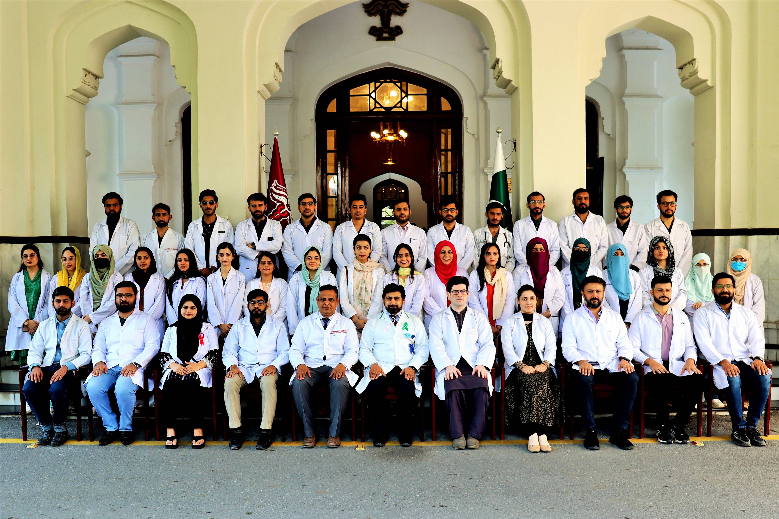 Faculty SSW Faculty Group Photo